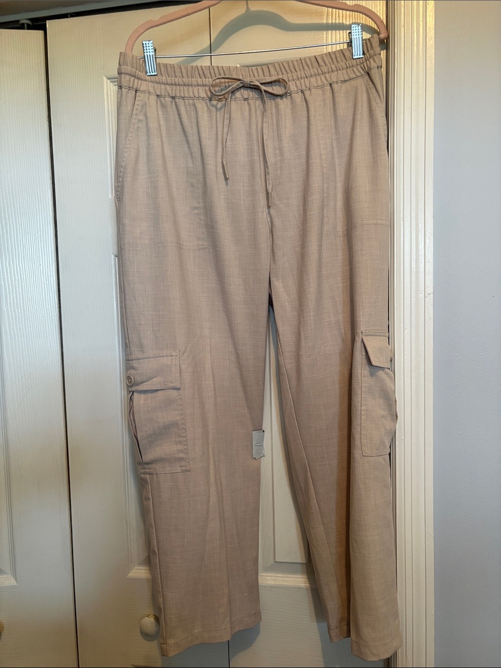 Women’s Casual Cargo Style in Light Beige - Drawstring Waist. NWOT